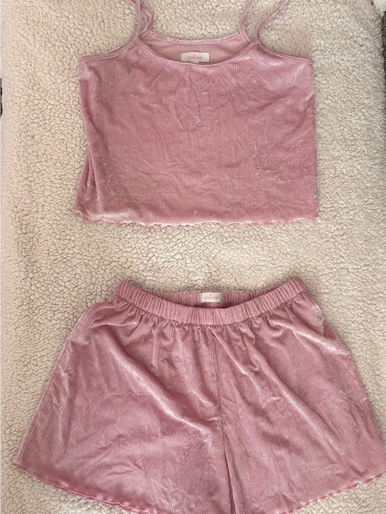 Colsie Other - Colsie Dusty Pink Velvet Ribbed Tank & Shorts Set